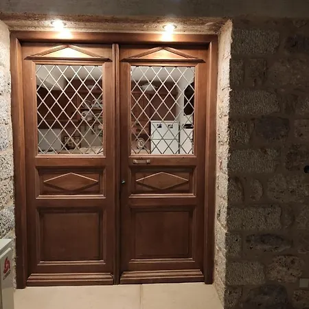 Grande Grotta House * Myrties