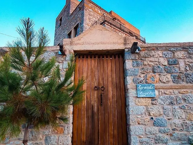 Grande Grotta House Myrties