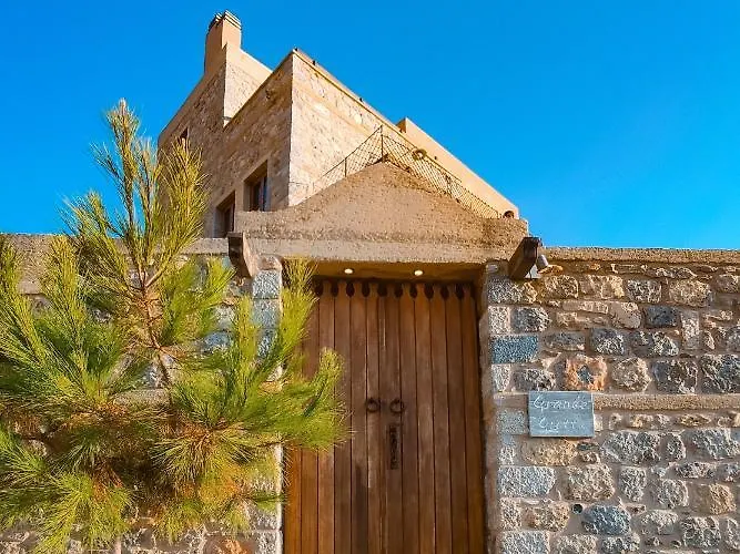 Grande Grotta House بيت للعطل *