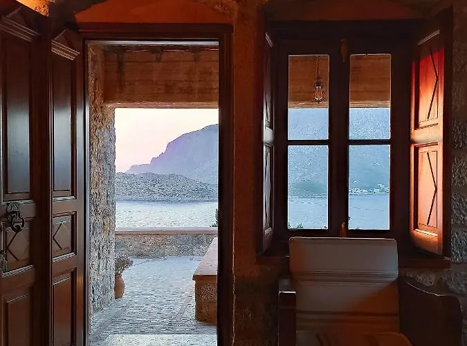 Grande Grotta House بيت للعطل