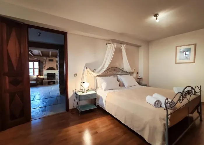 Grande Grotta House * Myrties